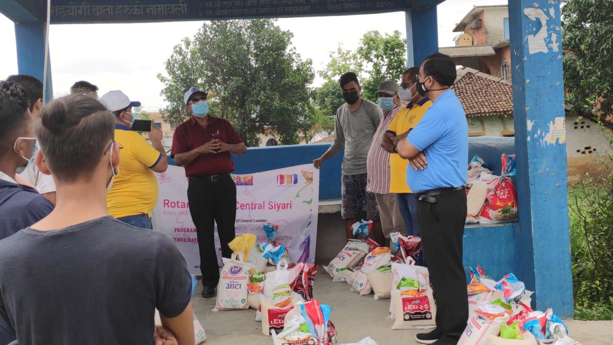 निषेधाज्ञा खुकुलो भएसँगै फूड बैंक स्थगित, ६३२ परिवारलाई राहत